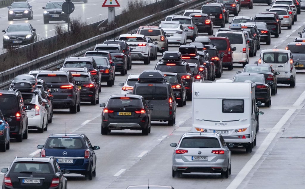 Der ADAC warnt vor Stau auf deutschen Autobahnen. (Archivbild)