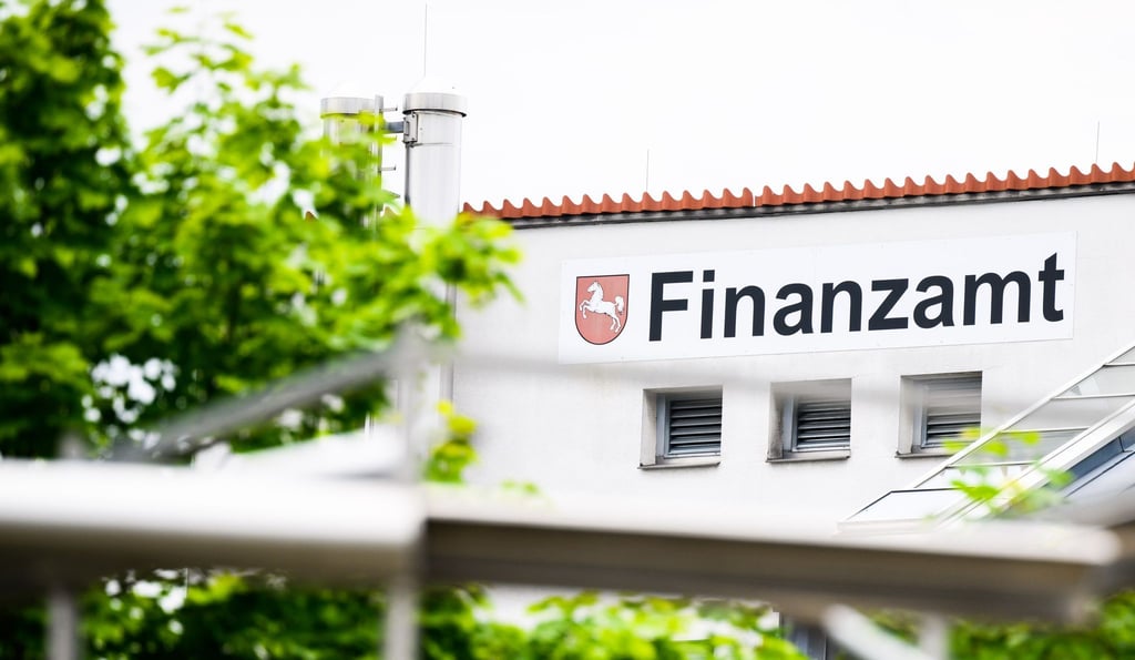 Wegen EDV-Updates bleiben die Finanzämter in Niedersachsen an diesem Freitag und Montag geschlossen. (Archivbild)