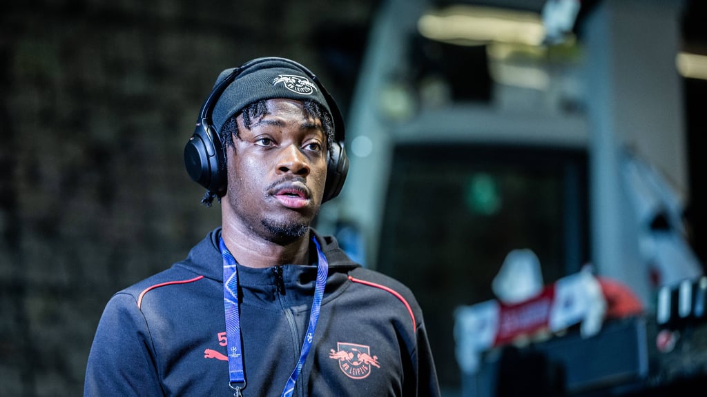 Sein Platz im Bus blieb leer: El Chadaille Bitshiabu.