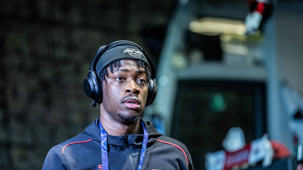 Sein Platz im Bus blieb leer: El Chadaille Bitshiabu.