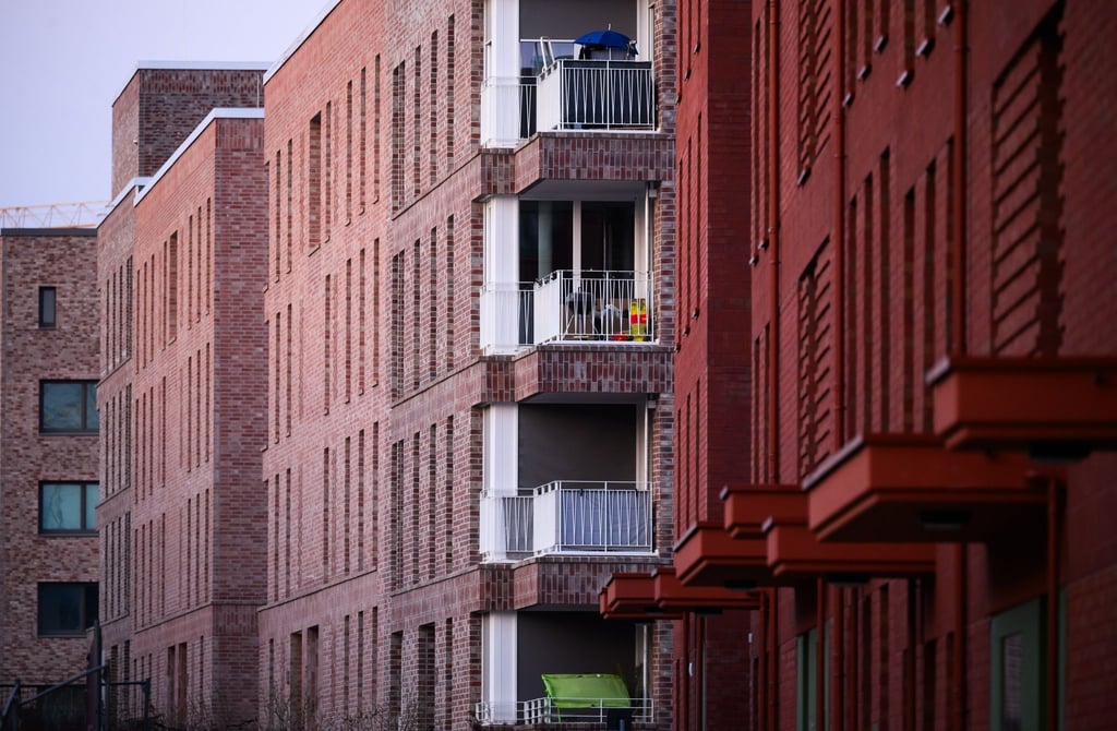 Etwas gesunkene Zinsen und steigende Mieten machen Immobilieninvestments attraktiv (Archivbild)