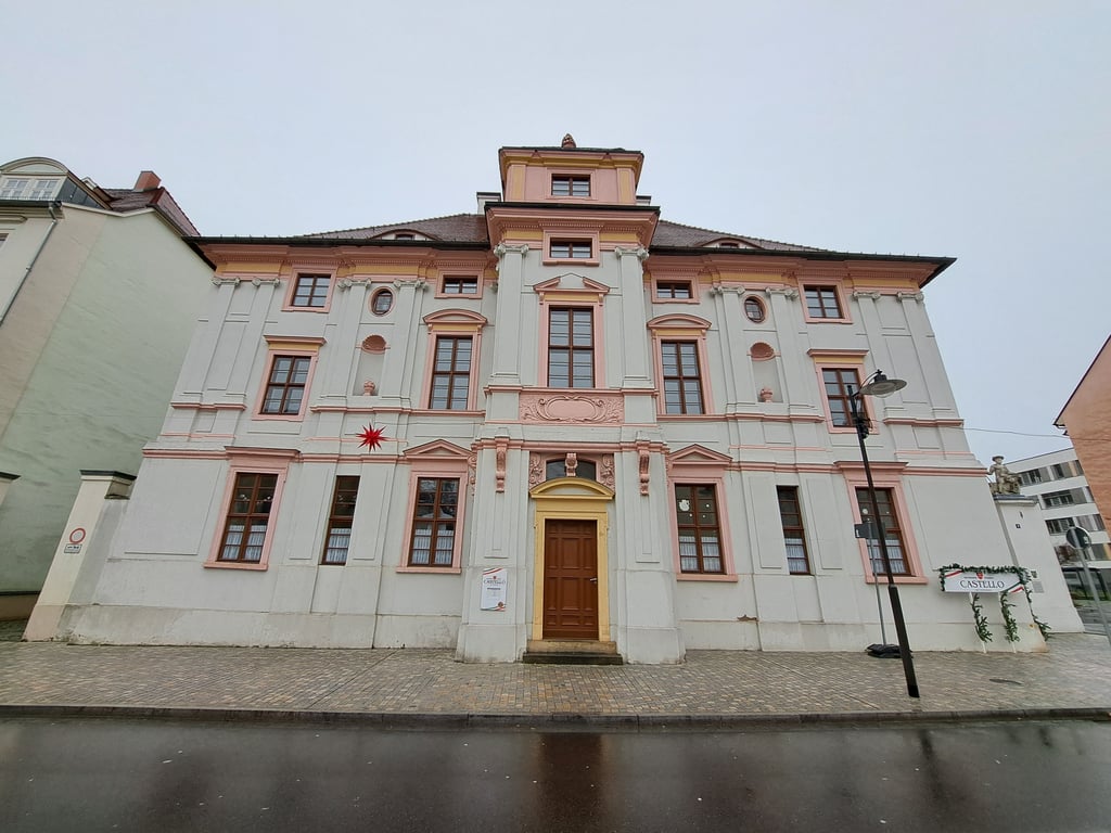 Im Fürstenhaus in der Leipziger Straße in Weißenfels ist das Standesamt der Stadt untergebracht.