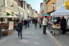 Die Schartauer Straße ist die Hauptgeschäftsstraße in der Innenstadt von Burg. Hier verabschiedet sich nun der nächste Laden - er wird geschlossen.