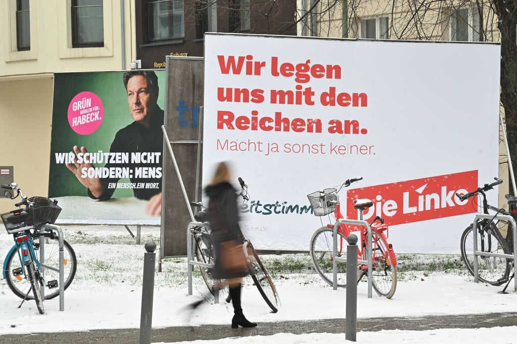 Die Linke steigt laut einer aktuellen Umfrage deutlich in der Wählergunst. (Archivbild)