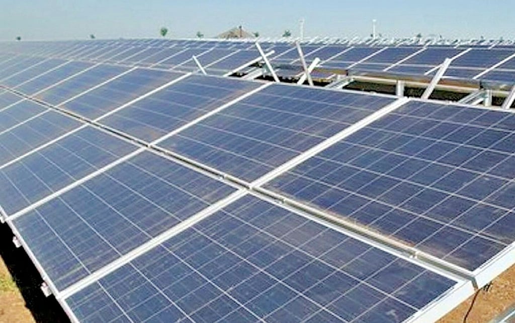 In der Einheitsgemeinde Allstedt sind bisher gut 80 Hektar Fläche mit Photovoltaik-Freiflächenanlagen belegt.