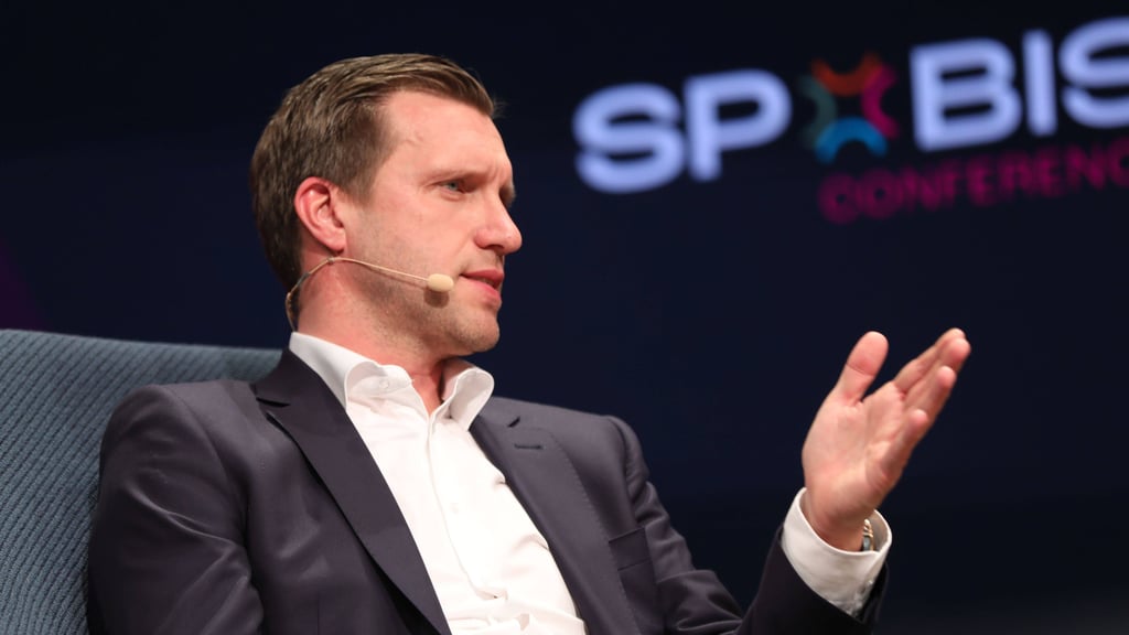 Markus Krösche auf dem Spobis-Kongress.