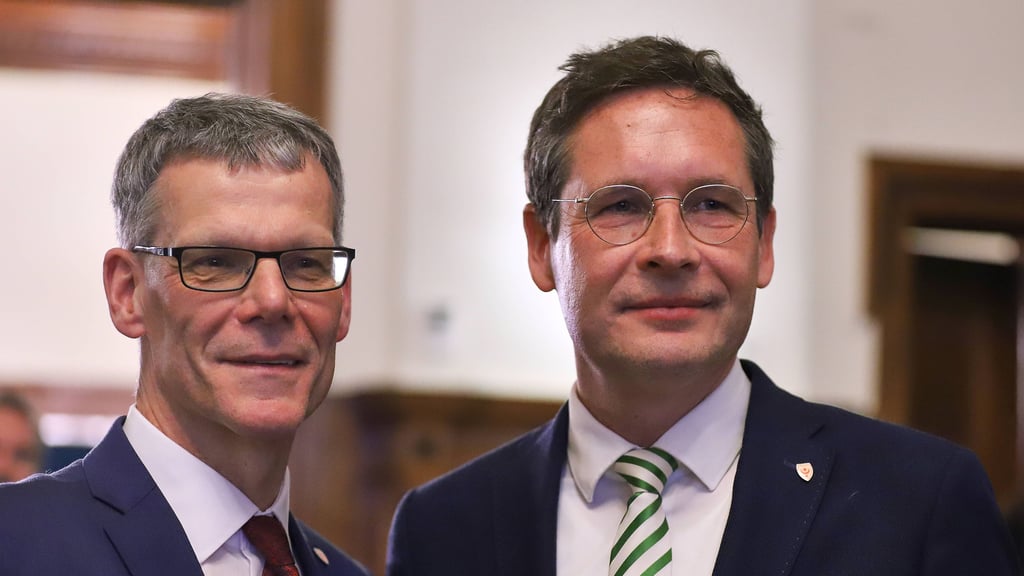 Wer macht das Rennen als neuer Oberbürgermeister von Halle: Egbert Geier (links) oder Alexander Vogt?