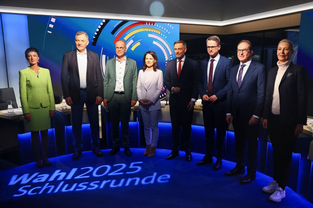 Kurz vor der Wahl stellen Spitzenvertreter der Parteien Unterschiede heraus.