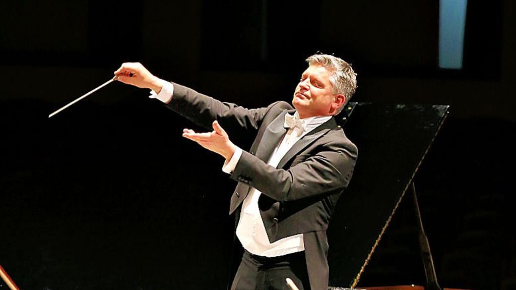 Markus L. Frank bleibt am Theater in Dessau.