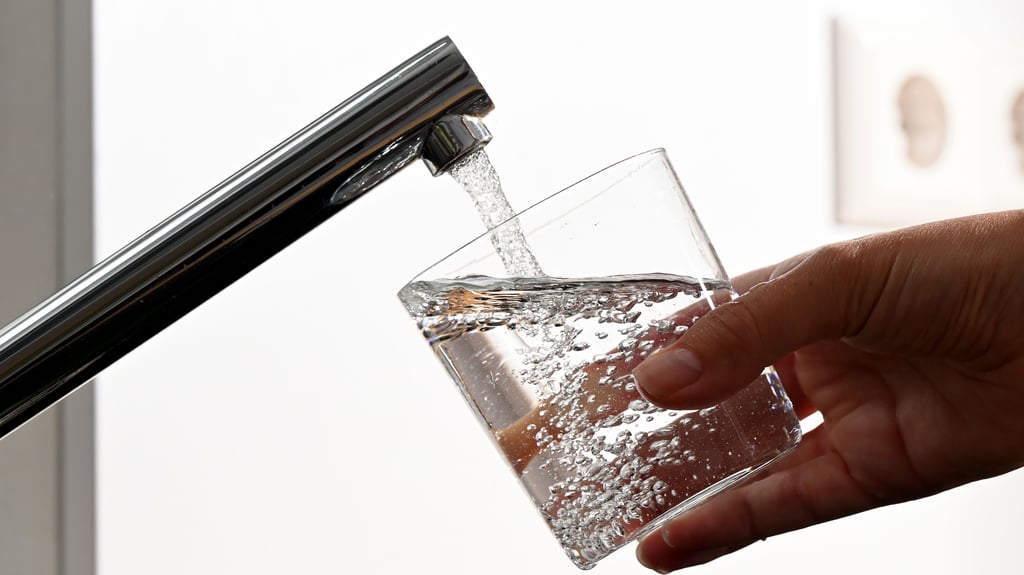 Frisches, kontrolliert sauberes Trinkwasser ist ein hohes Gut. Das hat seinen Preis.