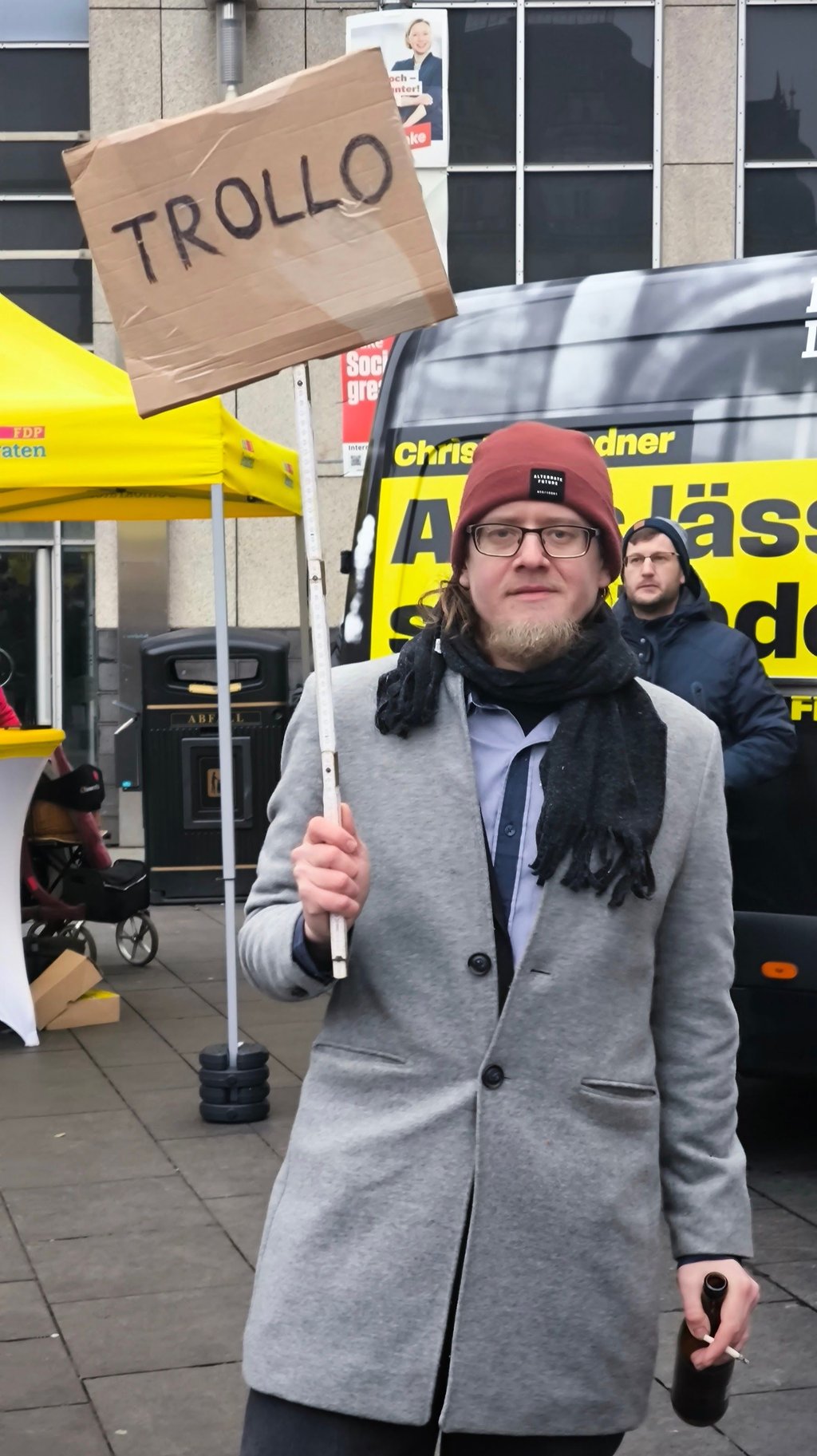 Protest als Spaß: Unklar, wer mit "Trollo" gemeint war.