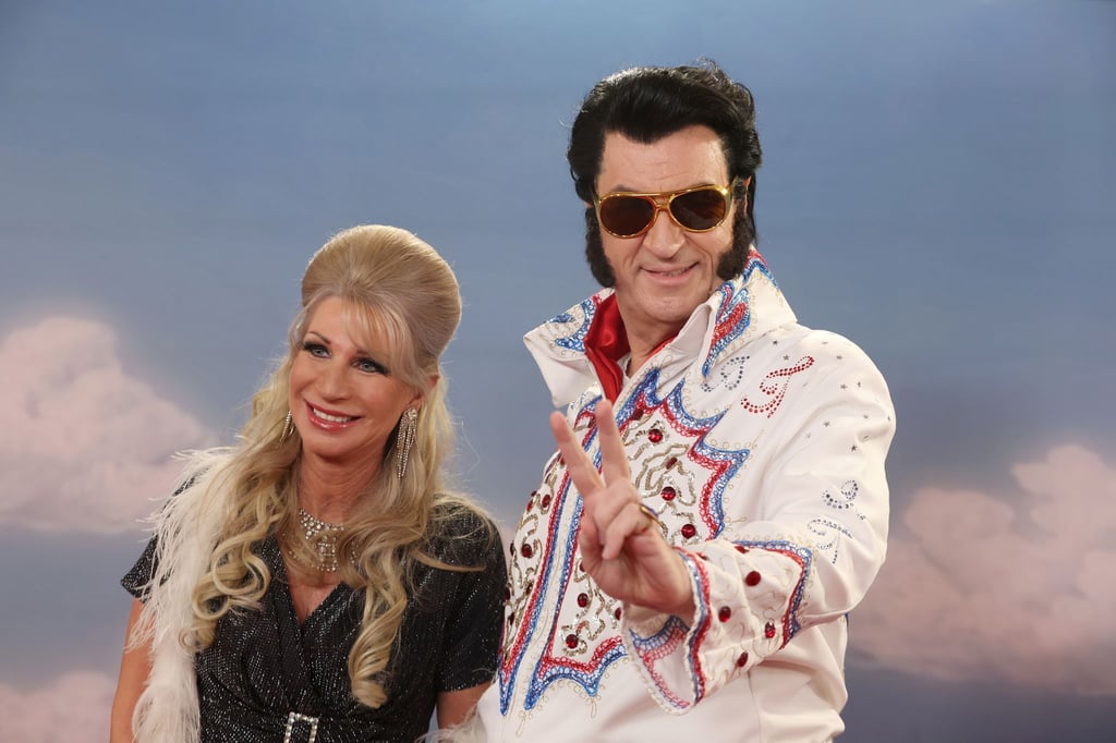 Fastnacht in Franken - und Bayerns Regierungschef Markus Söder schlüpft in die Rolle von Elvis Presley.