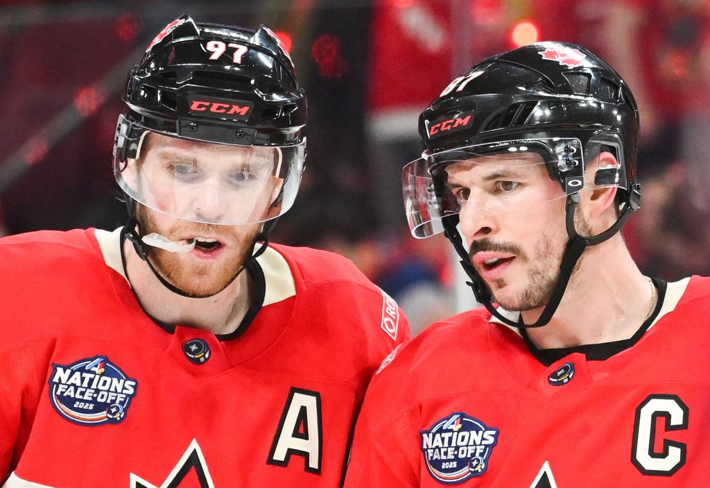 Gewannen das Finale gegen die USA: Kanadas Superstars Connor McDavid (links) und Sidney Crosby.