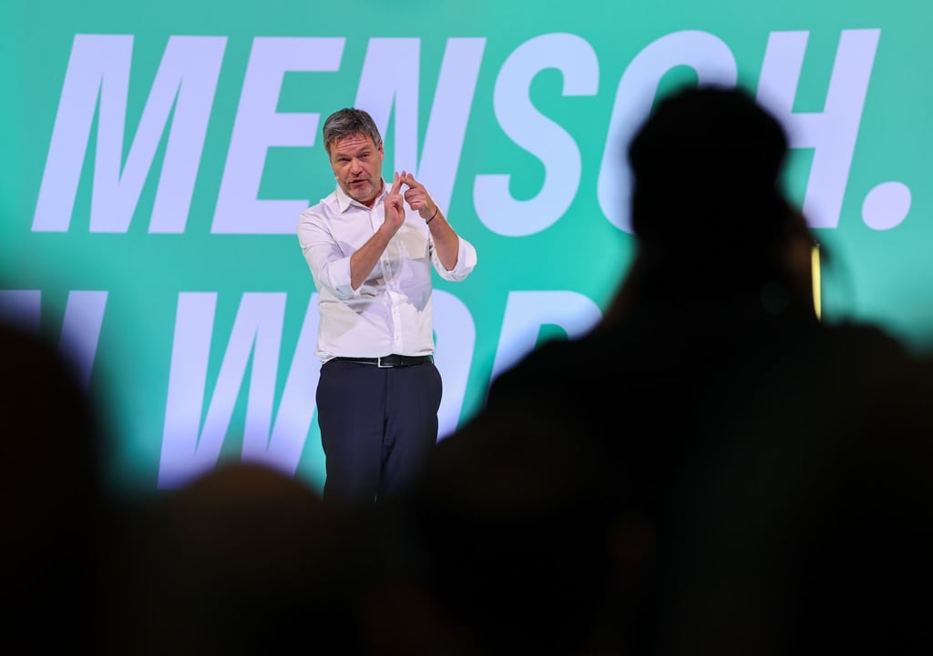 Nachdenklich, leidenschaftlich, philosophisch: Auch in der Händelhalle und im Haus Leipzig überzeugte Grünen-Kandidat seine Anhänger.