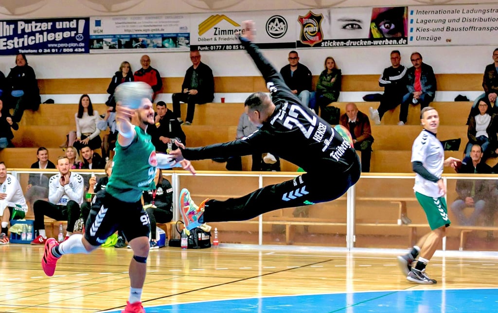 Freiberg ist mit seinem überragenden Torwart Tino Hensel in der Stadthalle sehr erfolgreich.
