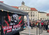 Zur Kundgebung für Vielfalt und Demokratie auf dem Altmarkt in Zeitz kamen einen Tag vor der Bundestagswahl mehr als 130 Teilnehmerinnen und Teilnehmer jeden Alters.  