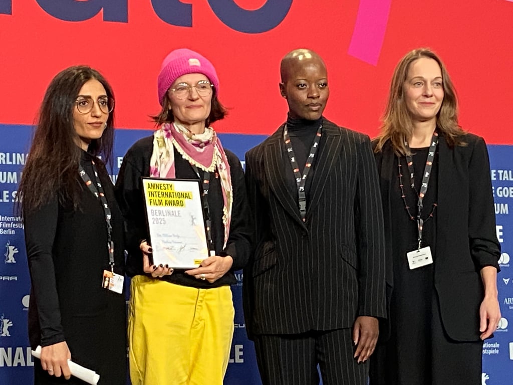 Regisseurin Martina Priessner räumte mit ihrer Doku "Die Möllner Briefe" gleich zwei Preise ab: den Panorama-Publikumspreis und den Amnesty International Film Award.