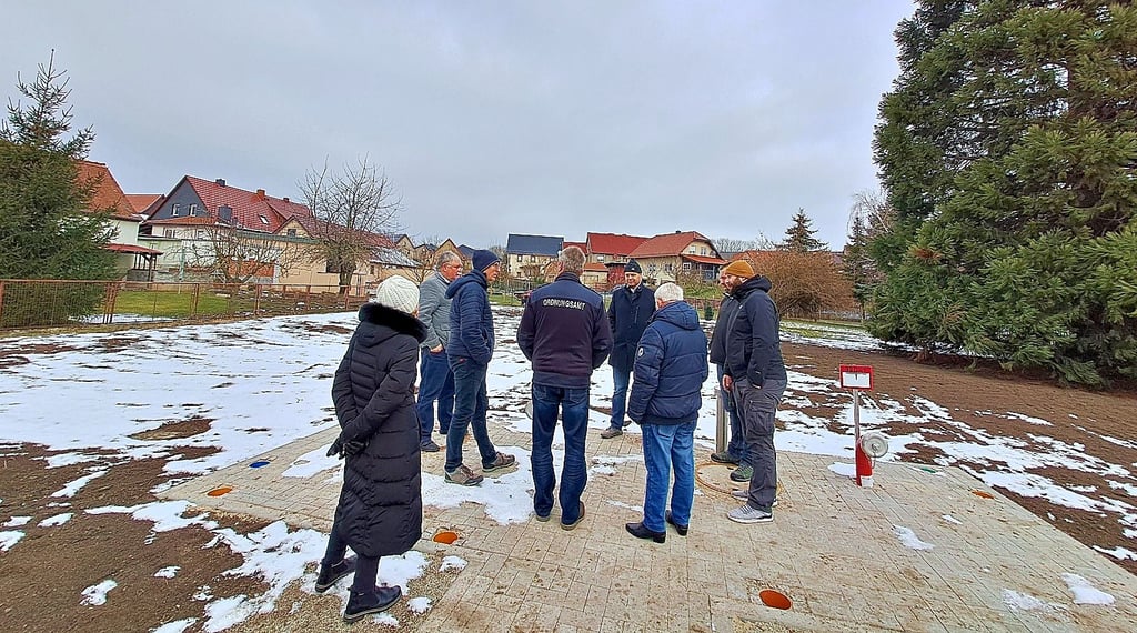 Die neu gebauten Löschwasserzisternen in Holdenstedt (Foto) und Mittelhausen wurden jetzt von der Einheitsgemeinde Allstedt abgenommen.