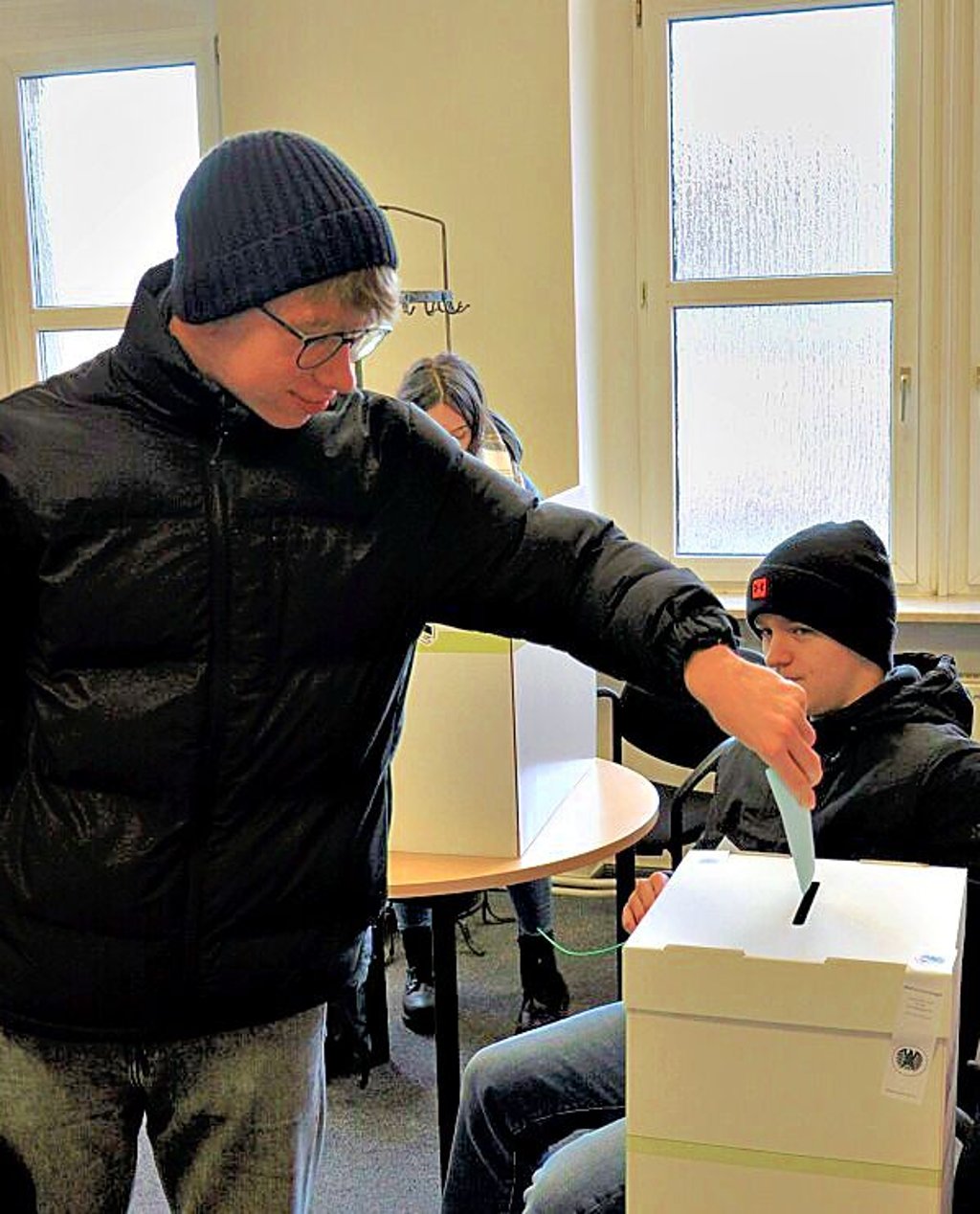 Die Stimmabgabe erolgte wie bei einer echten Wahl.