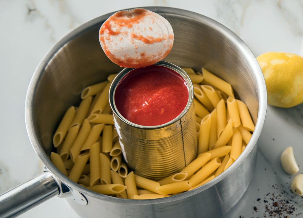Steht ein Hinweis wie „hergestellt in Italien“ auf der Dose mit Schältomaten, bedeutet das nicht zwangsläufig, dass die Früchte in Italien angebaut wurden.