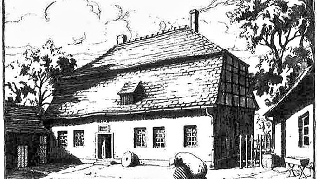 Ein historisches Bild zeigt die Mühle in Chörau mit dem barocken Mansardendach.