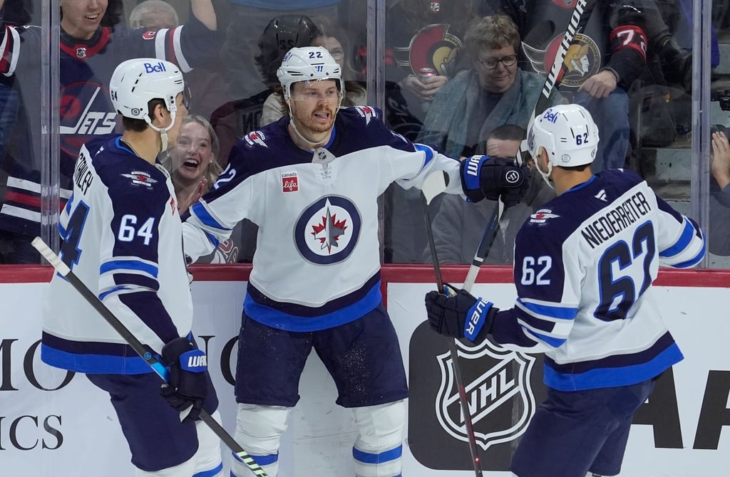 NHL-Spitzenreiter Winnipeg Jets gewann auch das elfte Spiel in Serie.
