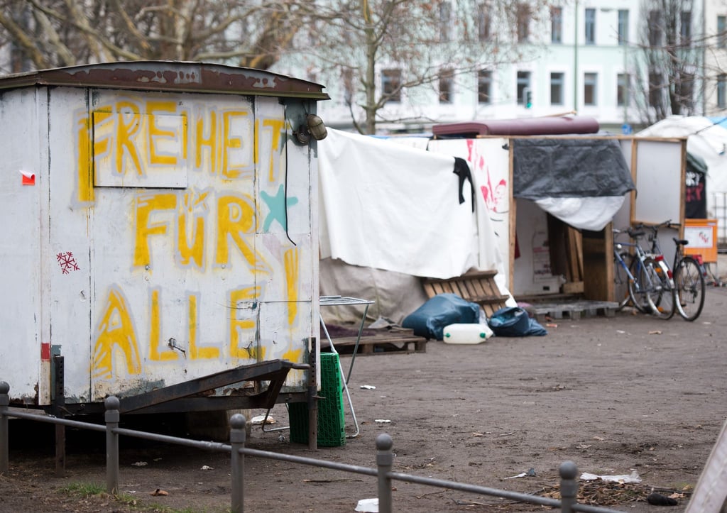 Flüchtlingsorganisationen kündigen Protest mit einem Camp auf dem Oranienplatz in Berlin-Kreuzberg an. (Archivbild)