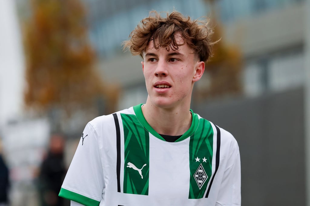 Yannick Michaelis spielte ein Jahr in der Jugend vom 1. FC Magdeburg - jetzt startet er bei den Profis von Borussia Mönchengladbach durch.