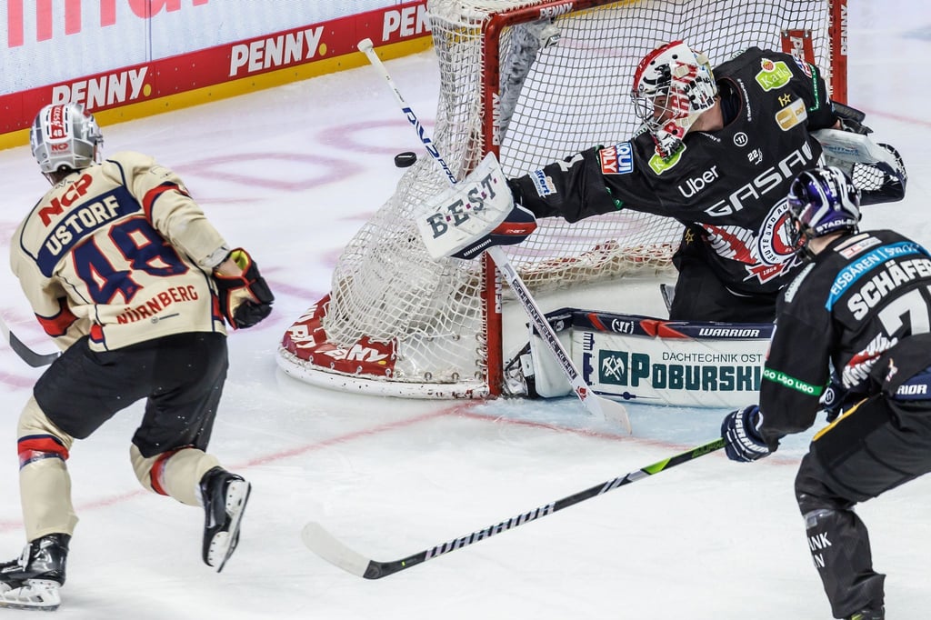 Torhüter Jonas Stettmer hatte großen Anteil am knappen Sieg der Eisbären in München.