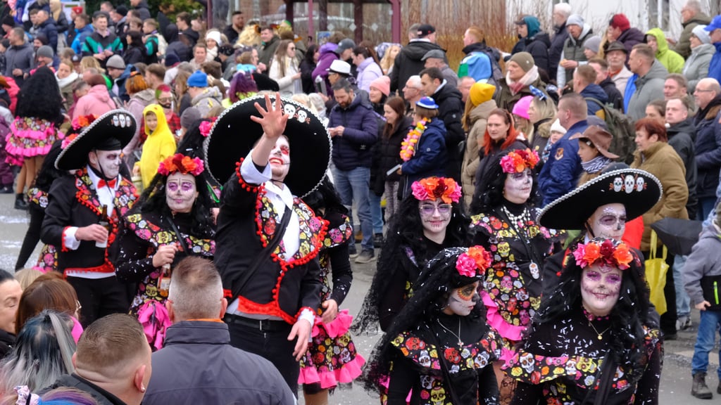 Tag der Toten in Derenburg zum Karnevalsumzug