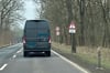 Auf der B1 zwischen Hohenseeden und Burg ist die Geschwindigkeit auf 70 km/h reduziert. 