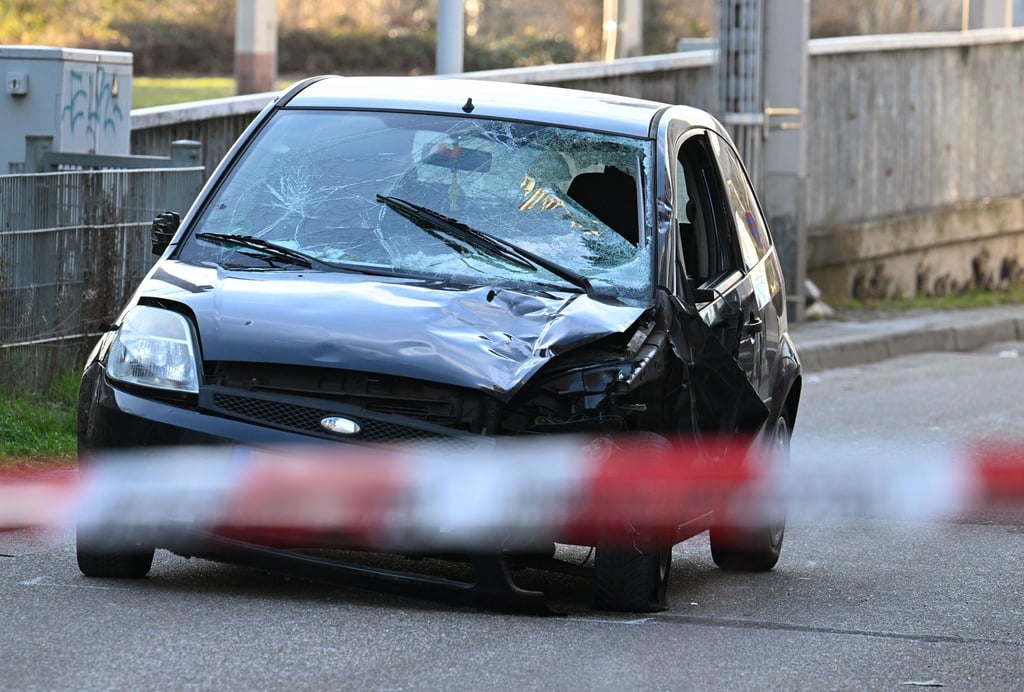 Nach der Todesfahrt eines Mannes in Mannheim sagt die Stadt Veranstaltungen ab.