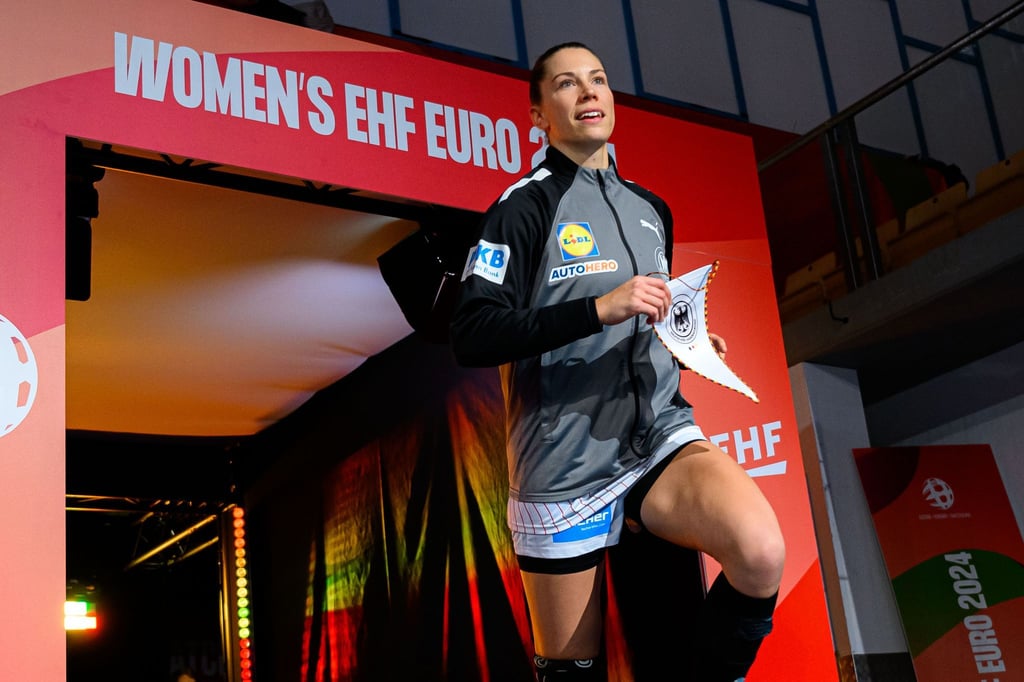 Fehlt zum Jahresauftakt gegen Frankreich: Deutschlands Co-Kapitänin Emily Bölk.