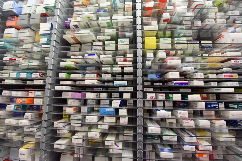 Die gesetzlichen Krankenkassen müssten immer höhere Ausgaben für Arzneimittel stemmen, warnt der Verband der Ersatzkassen - 5,2 Milliarden Euro waren es in Niedersachsen demnach im vergangenen Jahr. (Symbolbild)