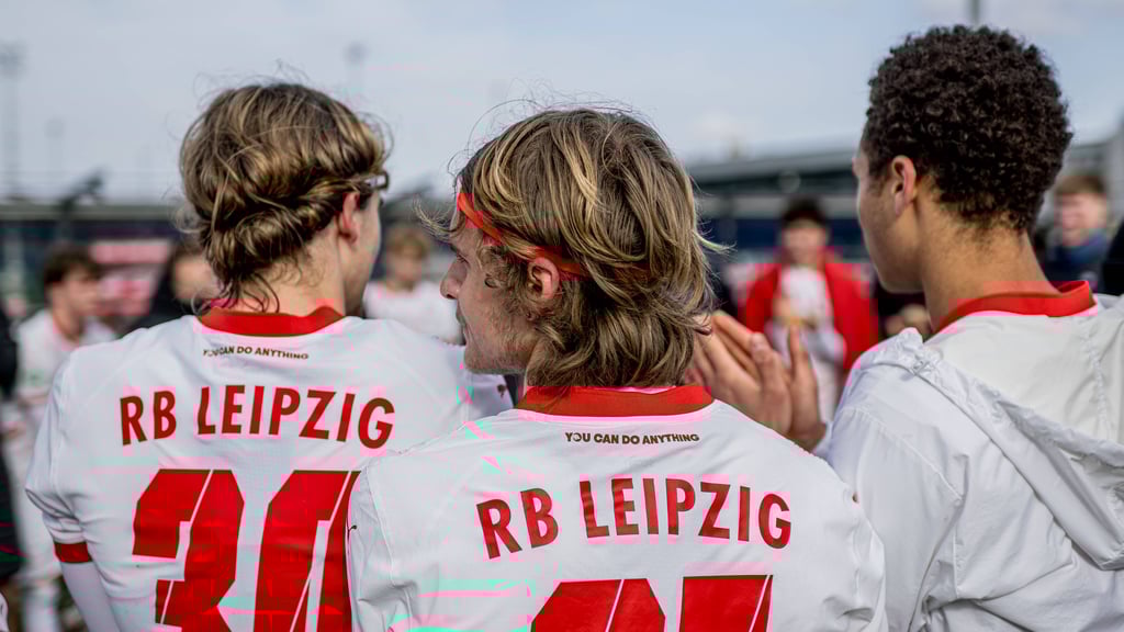 Die U19 von RB Leipzig soll im Sommer Verstärkung bekommen.