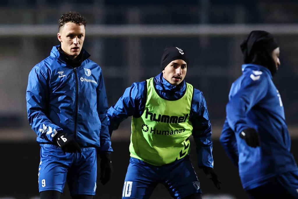 Martijn Kaars (li.) und Jason Ceka vom 1. FC Magdeburg.