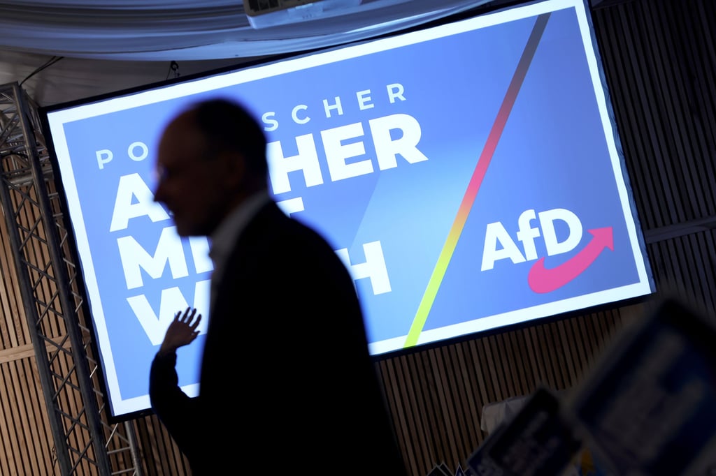 Ein fremdenfeindlicher Antrag und der inszenierte Auszug der AfD-Fraktion führten zum Abbruch der Kreistagssitzung. Die Strategie offenbart das wahre Gesicht einer Partei im Dauerwahlkampfmodus, meint MZ-Reporter Robert Briest.