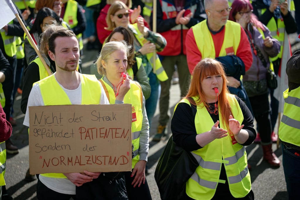 Mehr Geld, mehr Zeit: Dafür protestieren die Beschäftigten im öffentlichen Dienst.