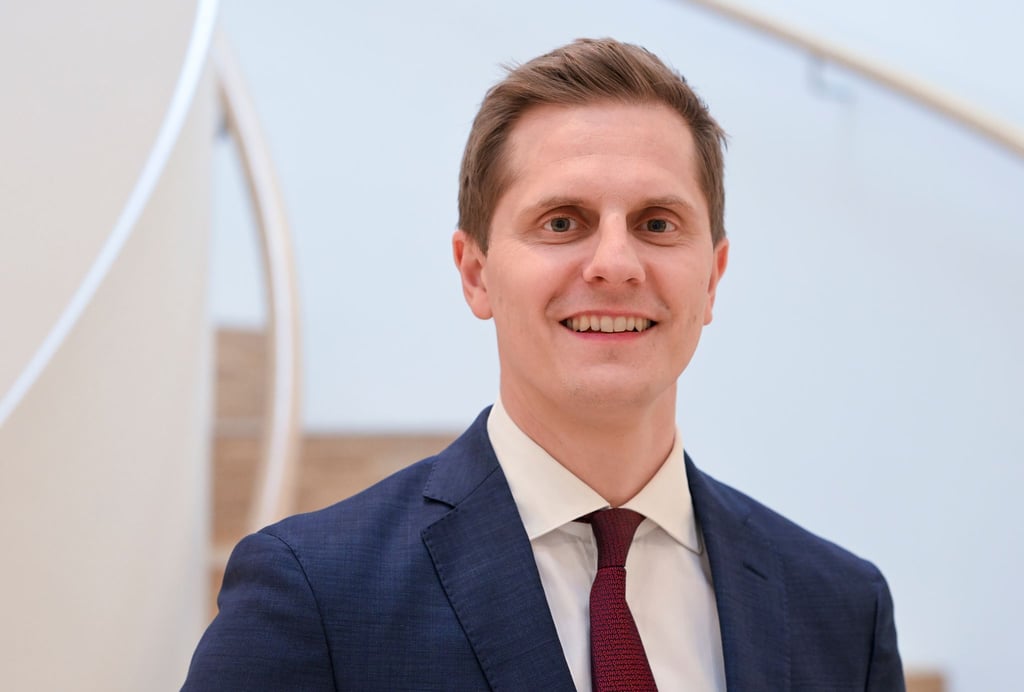 Brandenburgs Justizminister Benjamin Grimm hält mehr Kompetenzen für die Polizei für sinnvoll (Archivbild).