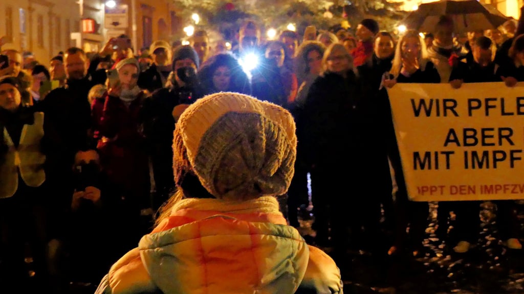 Corona-Demonstrationen mit vierstelligen Teilnehmerzahlen haben in Querfurt für Polarisierung gesorgt. Fünf Jahre nach Pandemiebeginn zeigt sich: Die tiefen Gräben sind geblieben.