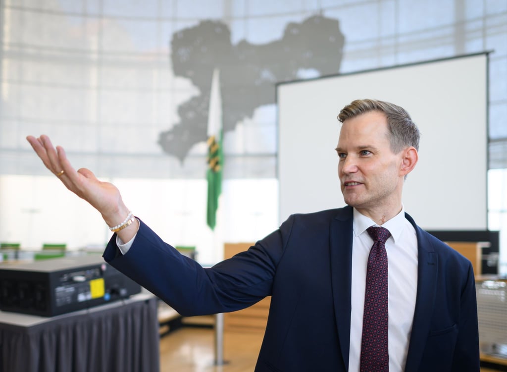 Hendrik Streeck sagte im Ausschuss aus.