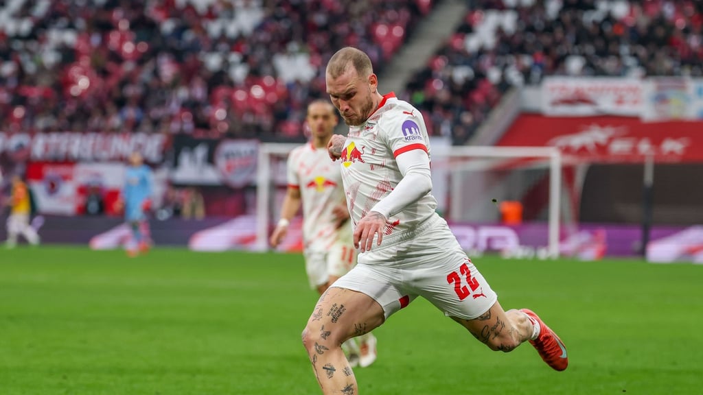 RB-Profi David Raum hofft, dass die Leipziger beim Kurztrainingslager vor dem Freiburg-Spiel noch enger zusammenrücken.