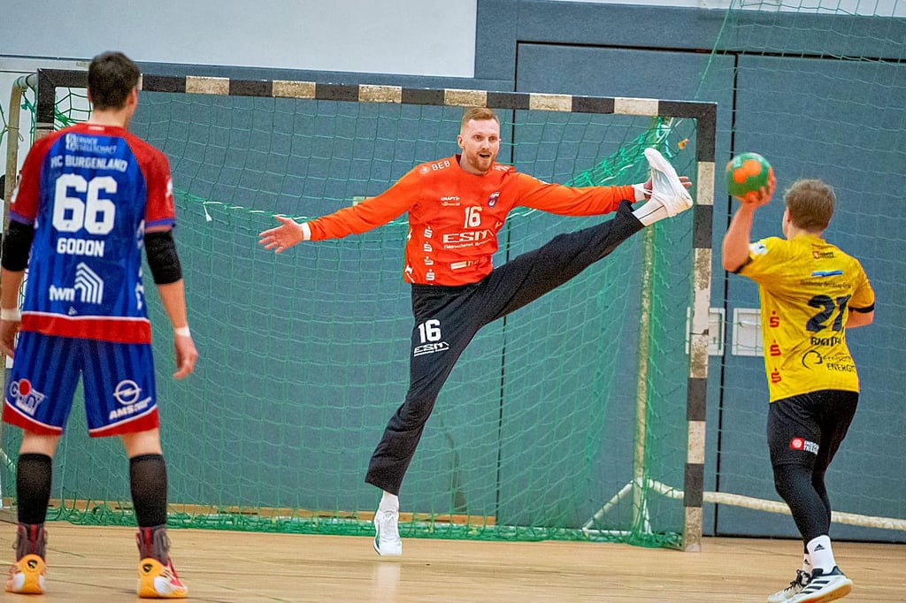 Der litauische Keeper Benas Vaicekauskas steht dem HCB im Auswärtsspiel in Cottbus nach überstandener Verletzung wieder zur Verfügung.