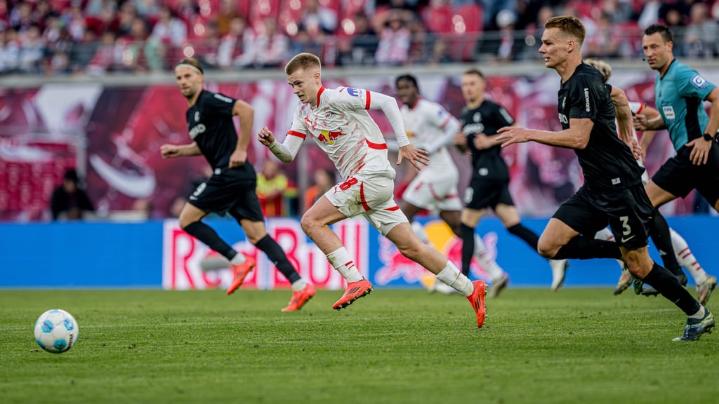 RB-Profi Arthur Vermeeren im Sprint gegen den SC Freiburg