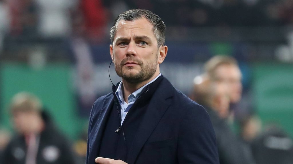 Marcel Schäfer dementiert die Gerüchte um Sebastian Hoeneß.