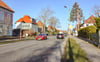 Eine Sanierung der Wilhelm-Heine-Straße/Neindorfer Straße in Oschersleben steht schon länger im Raum. Jetzt kommt Bewegung in das Vorhaben.