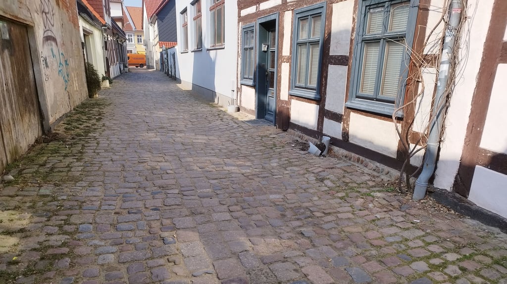 Kleine Straße in Salzwedel: Ihr Ausbau ist vom Tisch.