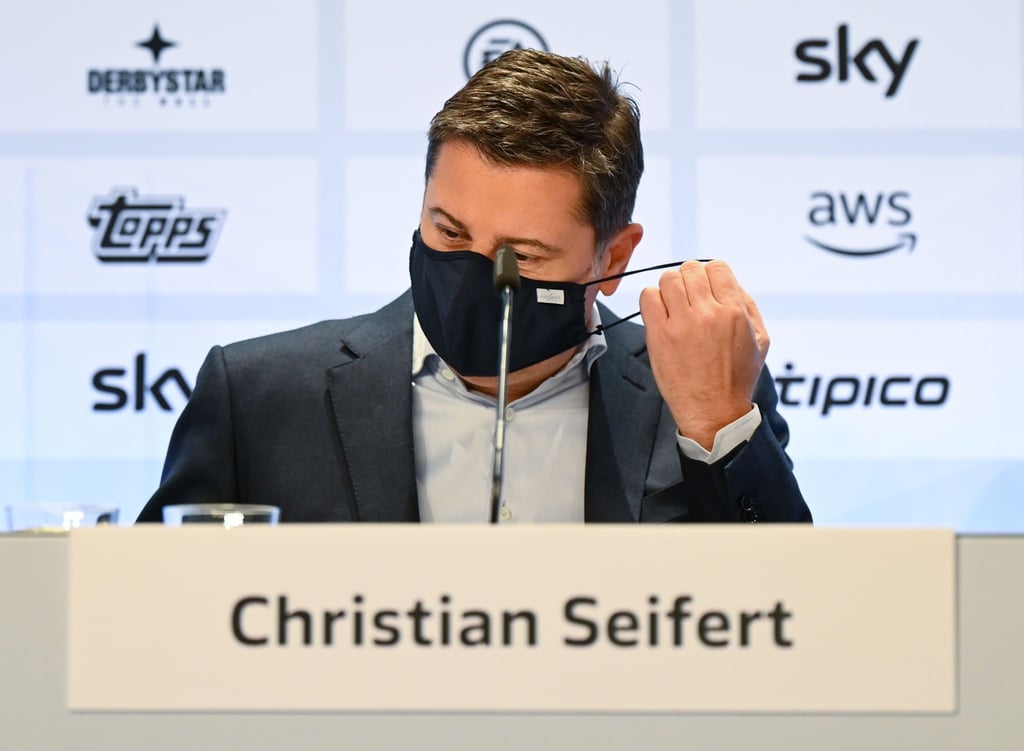 Der frühere DFL-Chef Christian Seifert erinnert sich an die Corona-Phase in der Bundesliga.