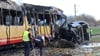 Tanklaster und Stadtbahn stießen an einem unbeschrankten Bahnübergang zusammen.