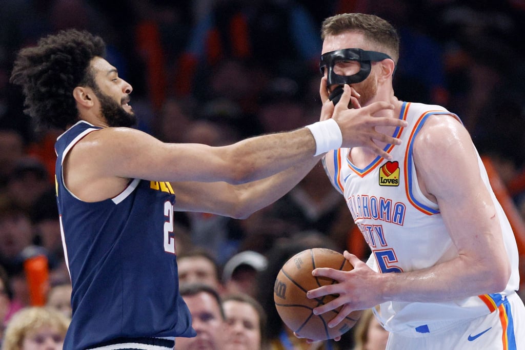 Isaiah Hartenstein (rechts) musste nach acht Siegen in Serie eine Niederlage gegen die Denver Nuggets hinnehmen.